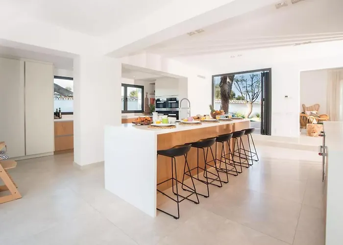Penzion 1728 Encinas Marbella